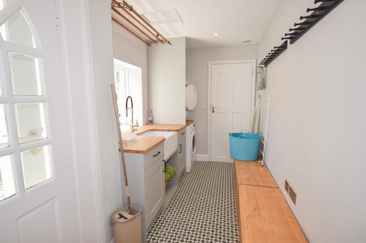 Arden Villa, Sleeps 8, Moments From The Golden Sandy Beach Of Ryde Райд Екстериор снимка