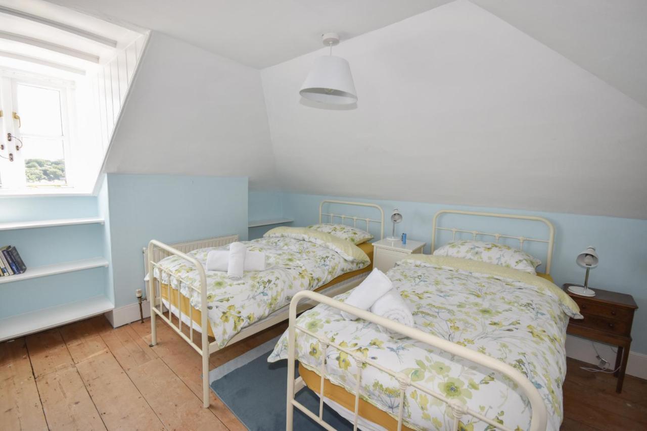 Arden Villa, Sleeps 8, Moments From The Golden Sandy Beach Of Ryde Райд Екстериор снимка