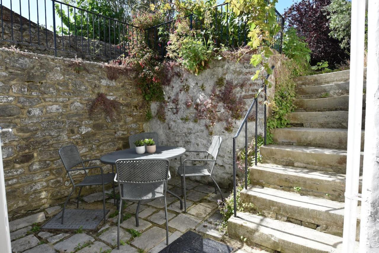 Arden Villa, Sleeps 8, Moments From The Golden Sandy Beach Of Ryde Райд Екстериор снимка